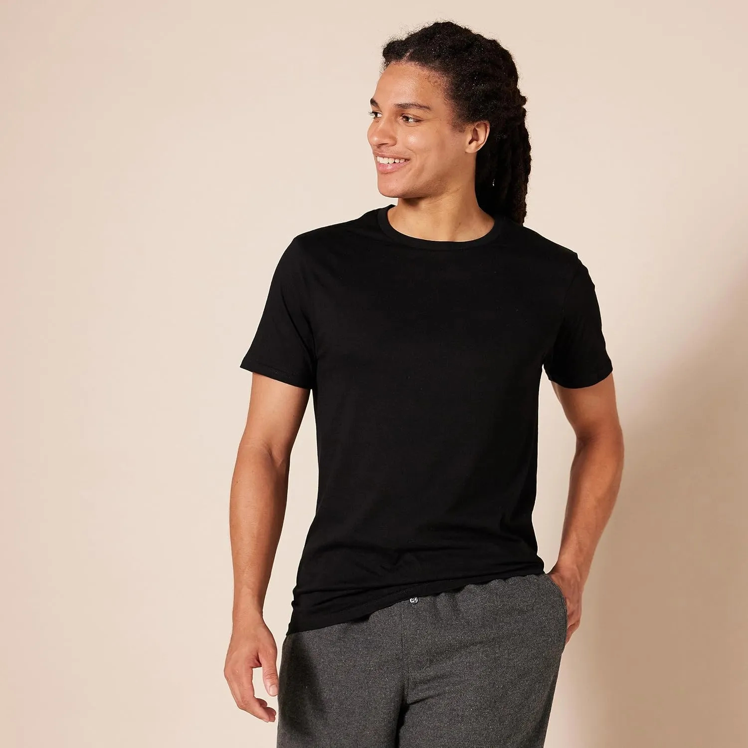 Amazon Essentials Men's Crewneck Undershirt, Pack of 6