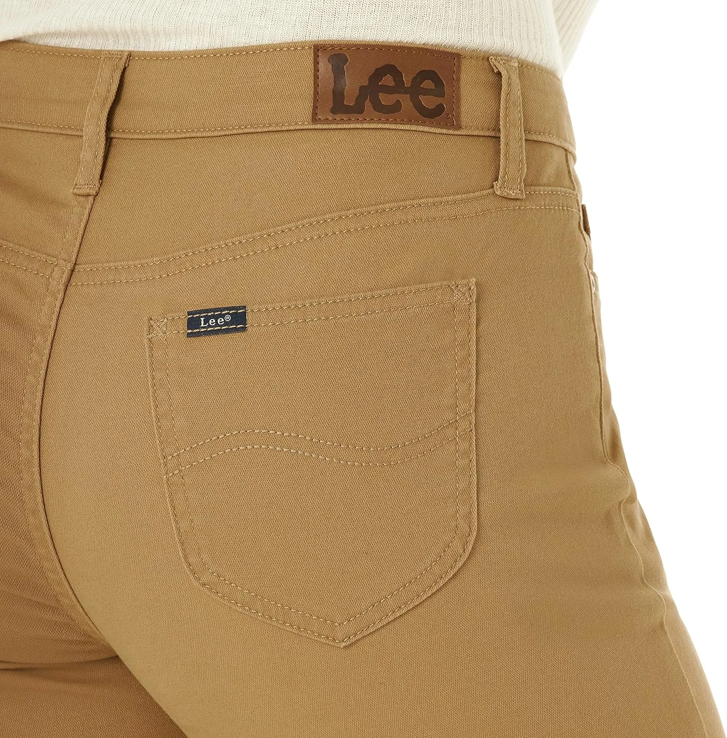 Lee Women's Legendary Mid Rise Straight Leg Jean