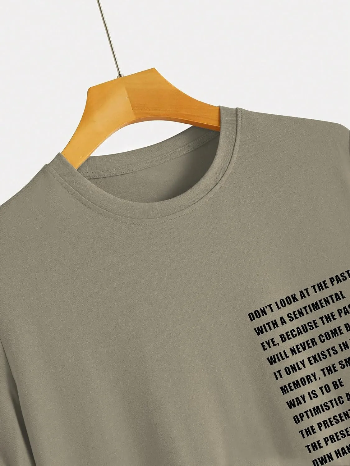 SOLY HUX Men's Graphic Tees Vintage T-Shirts Curved Hem Short Sleeve Crewneck Casual Trendy T Shirts
