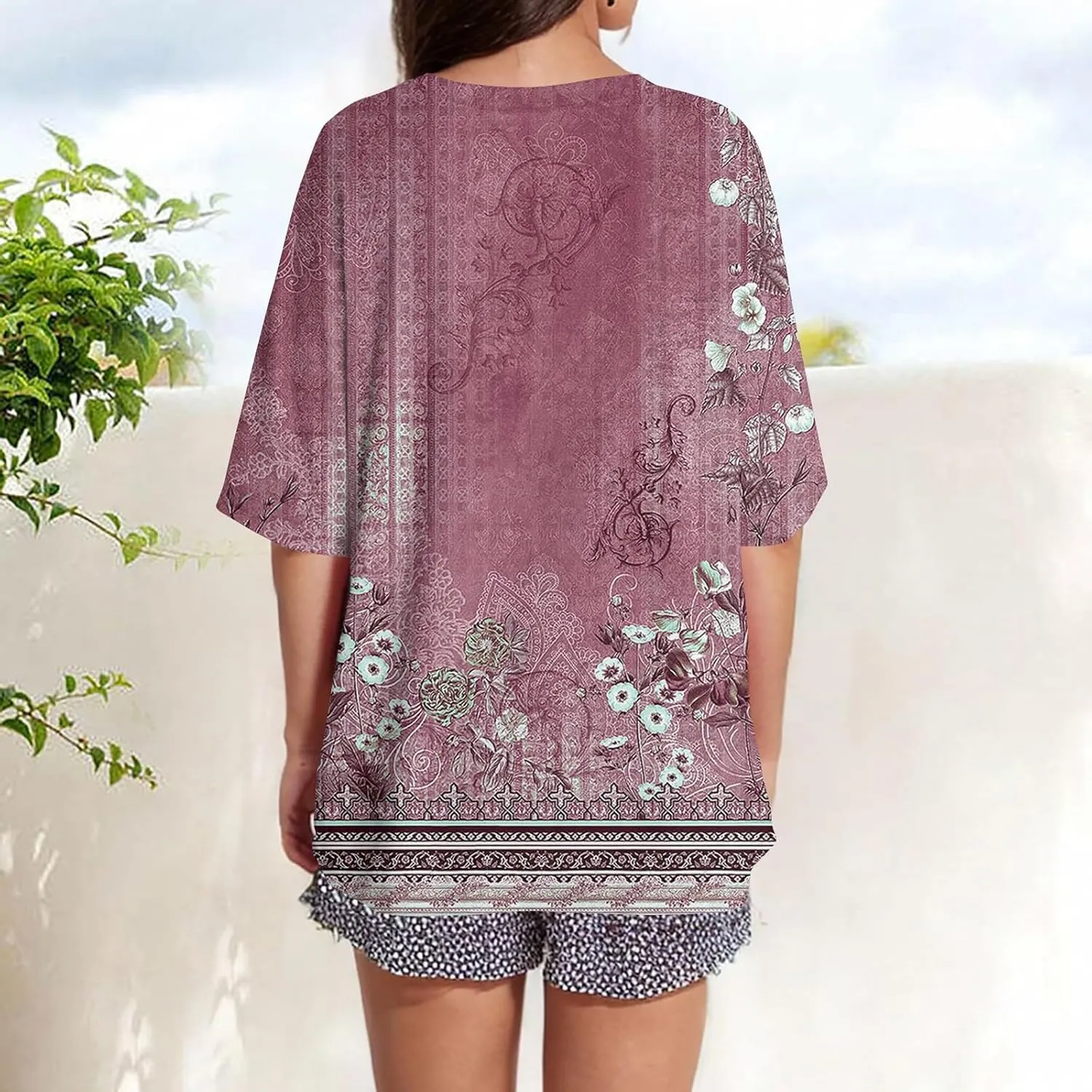 Summer Tops for Women Short Sleeve Crewneck Oversized T Shirts Trendy Solid/Flower Printed Beach Vacation Clothes