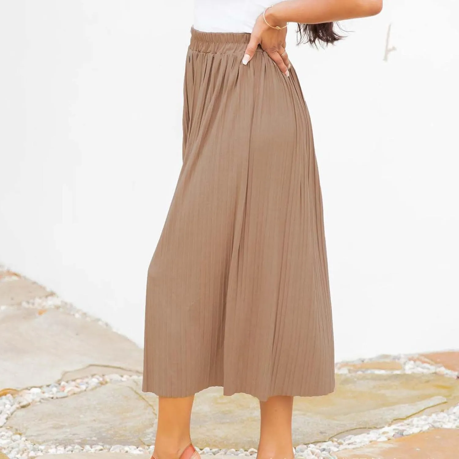 Women's Flowy Maxi Skirt 2025 Summer Pleated High Waisted Casual Long Skirts with Pockets Solid Color Button Dress